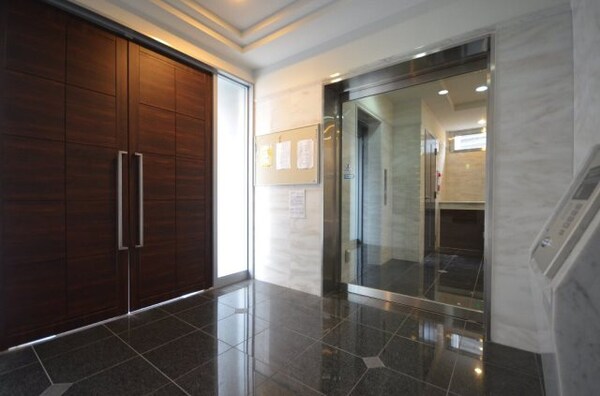 ロビー(ロビー)