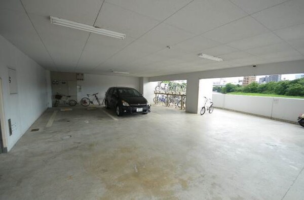 その他共有部分(駐輪場)