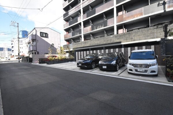 駐車場(駐車場)