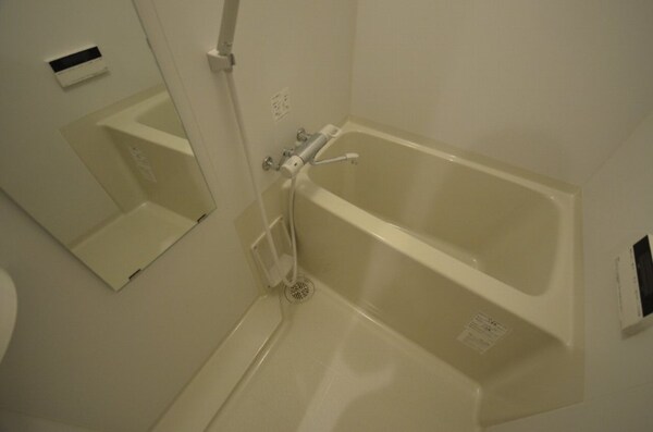 バス／シャワールーム等(追炊き機能付浴室)