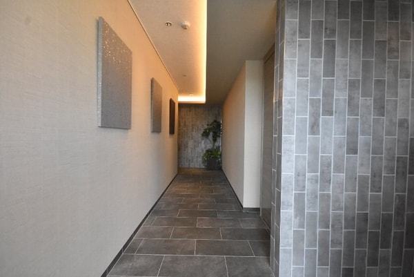 エントランス(エントランス)