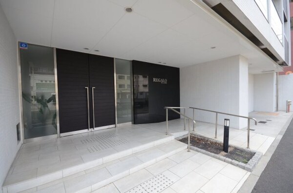 エントランス(エントランス)