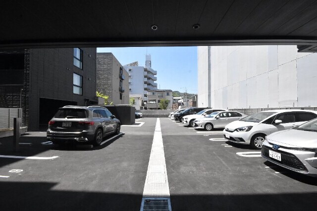 駐車場(駐車場)