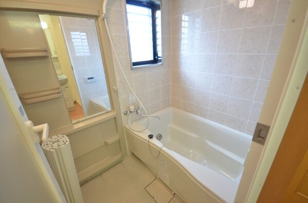 バス／シャワールーム等(追焚機能付バス)