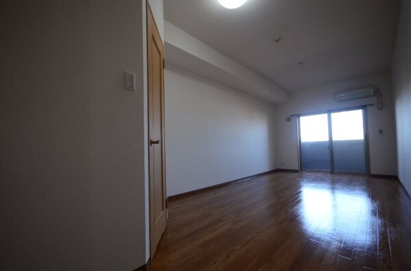 居室・リビング(洋室※別室写真)