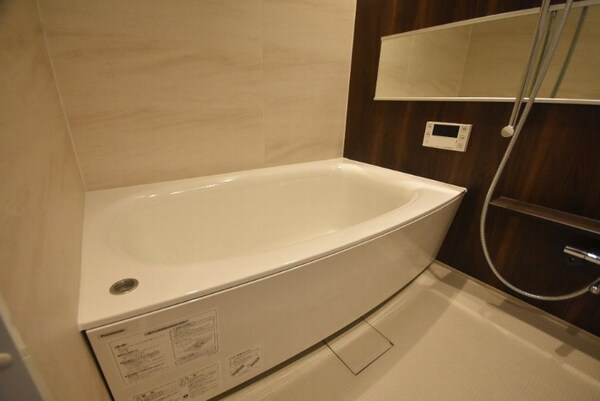 バス／シャワールーム等(追焚機能付バス)