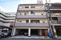 山根ビルの外観写真