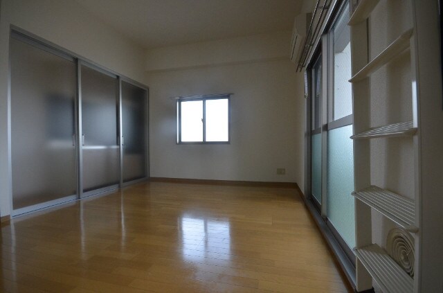 居室・リビング(洋室※別号室)