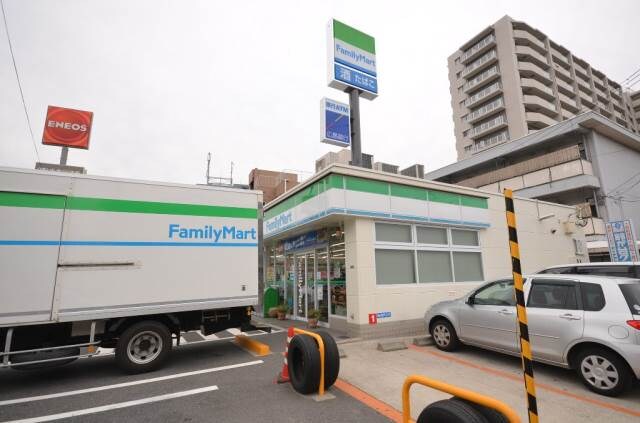 ファミリーマート井口鈴が台店