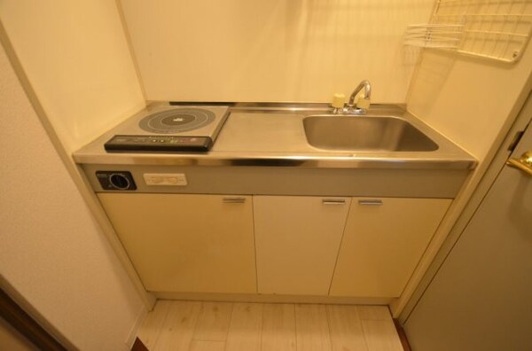 キッチン(IHヒーター付システムキッチン)