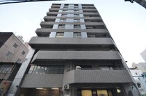 アクシーズビルの外観写真