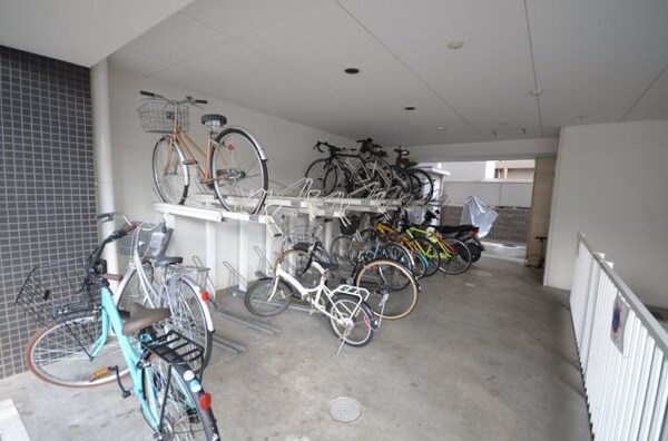 その他共有部分(駐輪場)