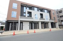 メープルコートの外観写真