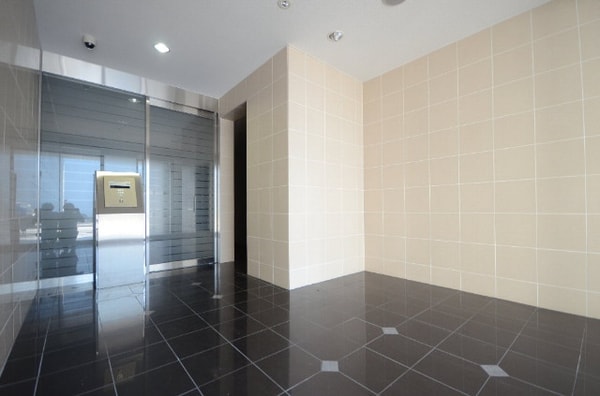 エントランス(エントランス)