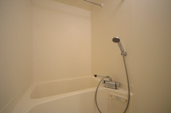 バス／シャワールーム等(浴室)