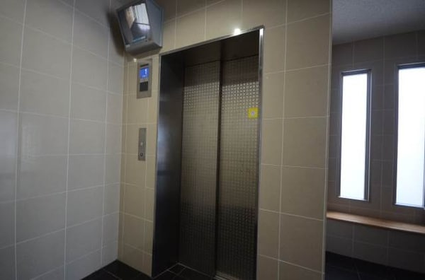 ロビー(エレベーター)