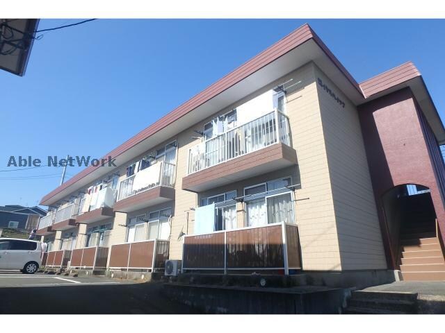 ロイヤルハイツＴの物件外観写真