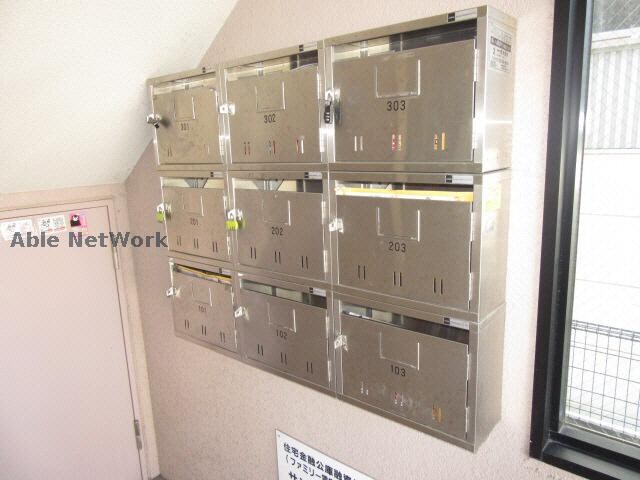 サンモール清水の物件外観写真