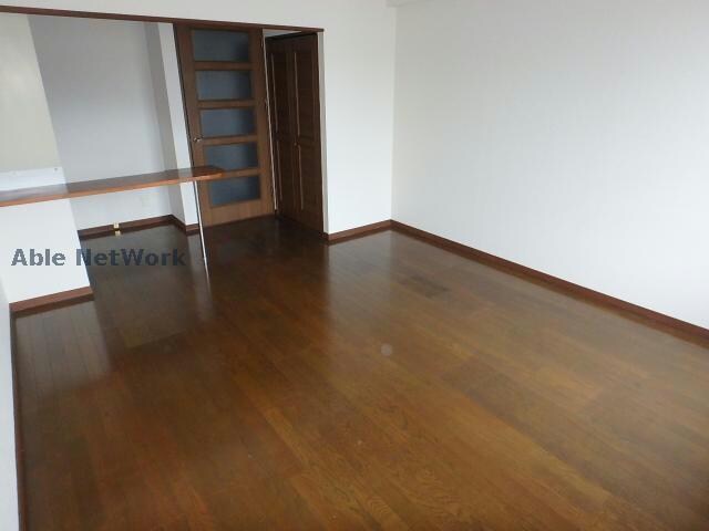 物件内観写真14　(同型。現況優先。)