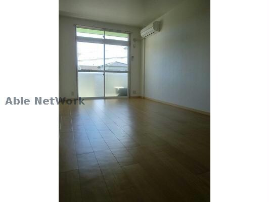 リビングダイニング