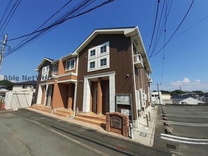 パインヒルズ外観写真