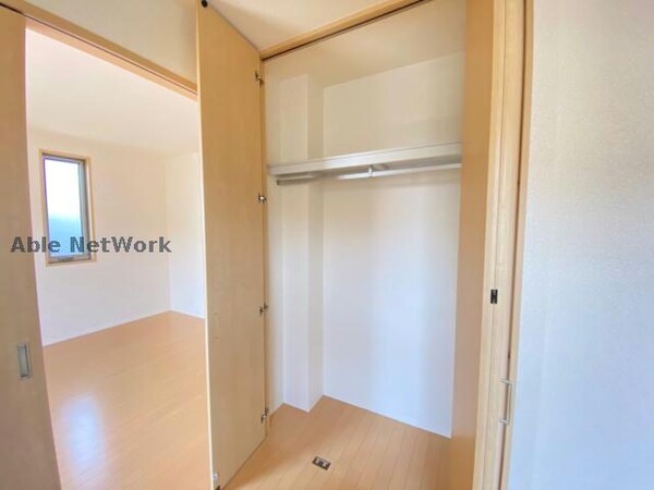収納(同棟別部屋写真)