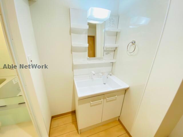 物件内観写真11　(反転同型)