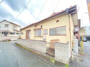 晃明貸家外観写真