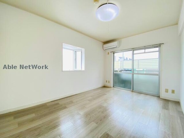 居室(同型別号室)