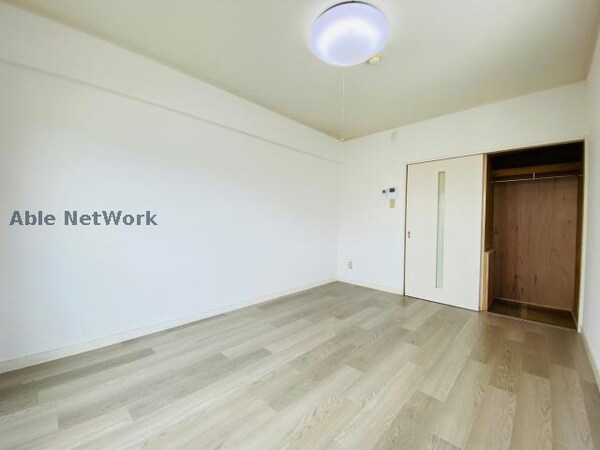 居室(同型別号室)