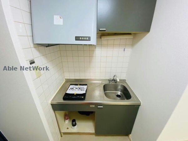 キッチン(同型別号室)