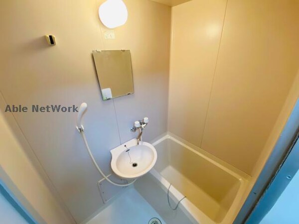 バス／シャワールーム等(同型別号室)