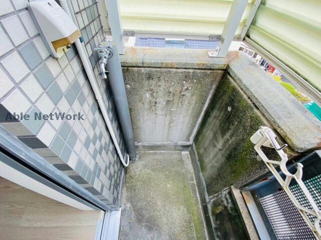 物件内観写真14　(同型別号室)