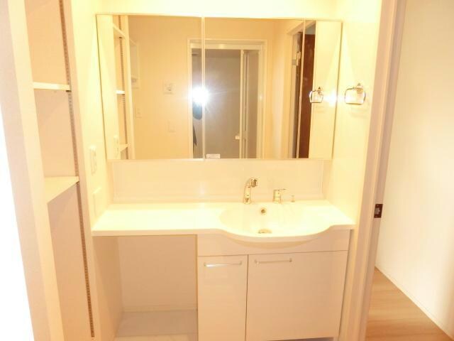 物件内観写真7　(同型イメージ)