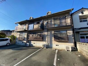 ドルフ楠外観写真
