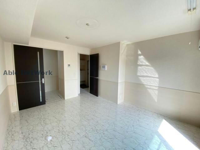 物件内観写真24　(別号室写真)