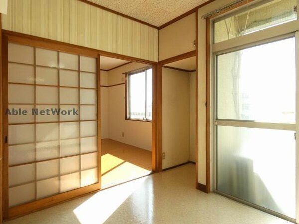 リビングダイニング