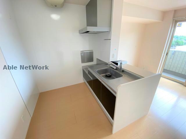 物件内観写真5　(同型モデル)