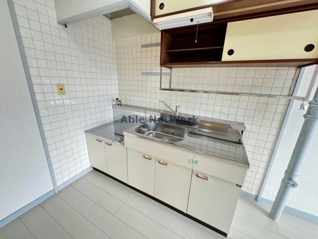 物件内観写真9　(同型反転タイプ　現況優先)