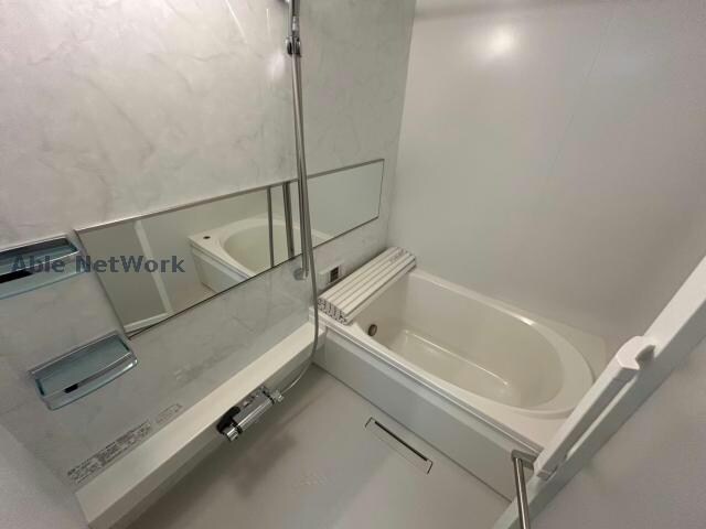 物件内観写真7　(※同型タイプ)