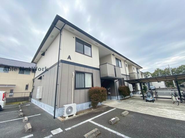 グランドール楠ABの物件外観写真