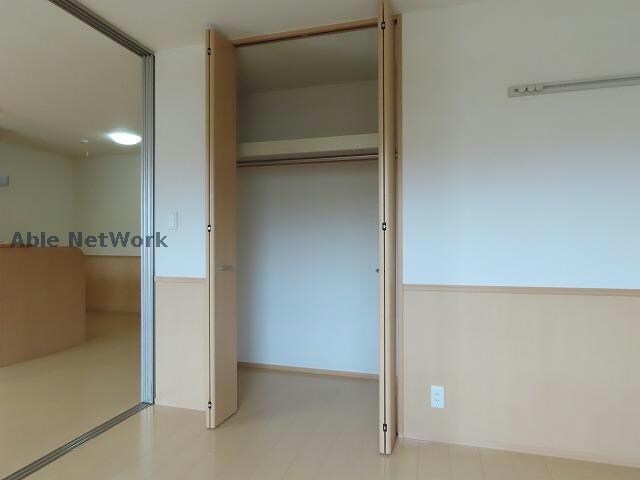 物件内観写真5　(同棟別部屋写真)