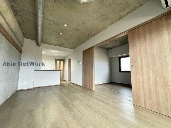 リビングダイニング