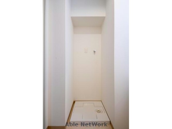 その他設備(同型モデル（床、キッチンパネル、浴室、建具同色の予定）)