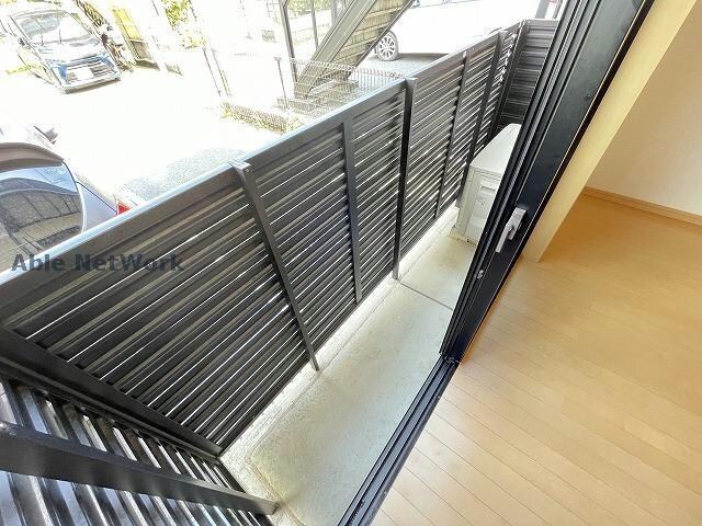 物件内観写真15　(同棟102号室写真)