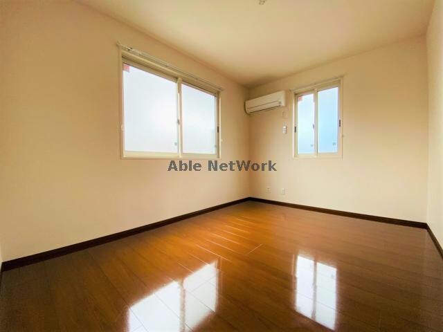 物件内観写真9　(同型モデル)