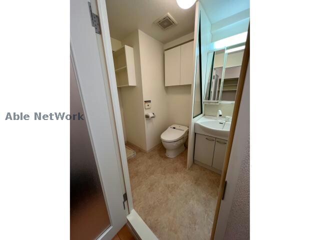 物件内観写真13　(同型反転タイプ　現況優先)