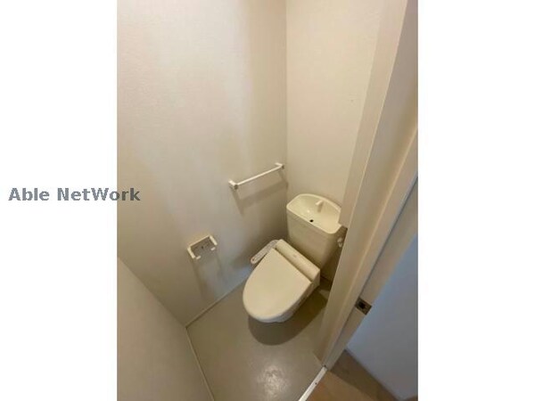 トイレ(反転タイプ)