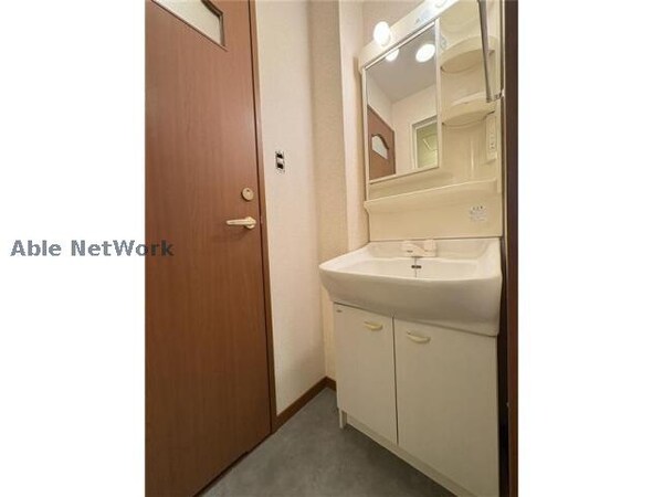 洗面所・脱衣所(同物件別号室　間取り違います)