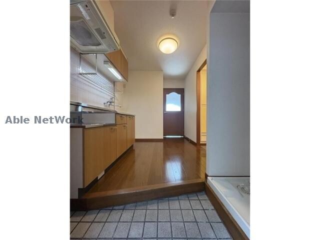 物件内観写真11　(同物件別号室　間取り違います)